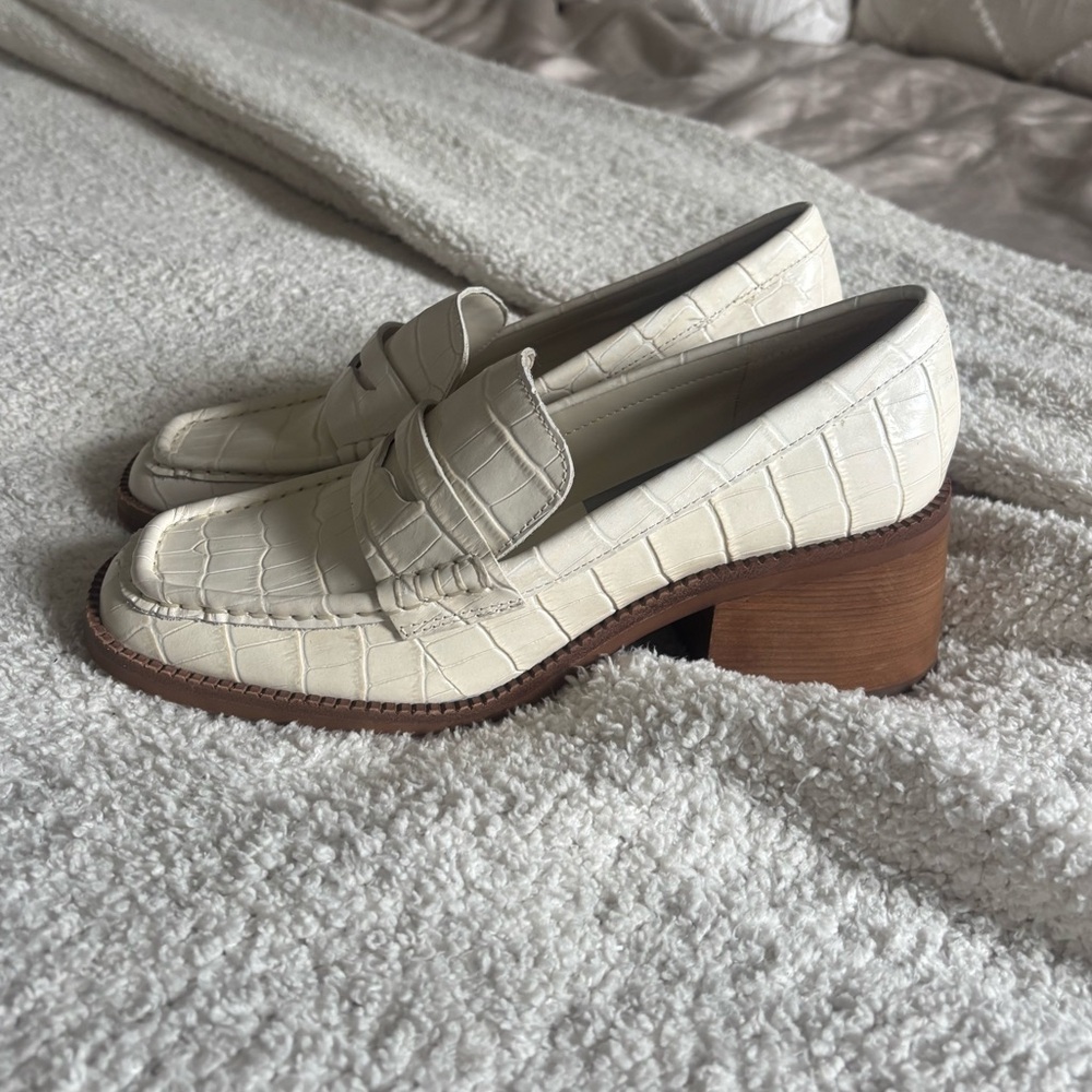 Dolce Vita heeled loafers